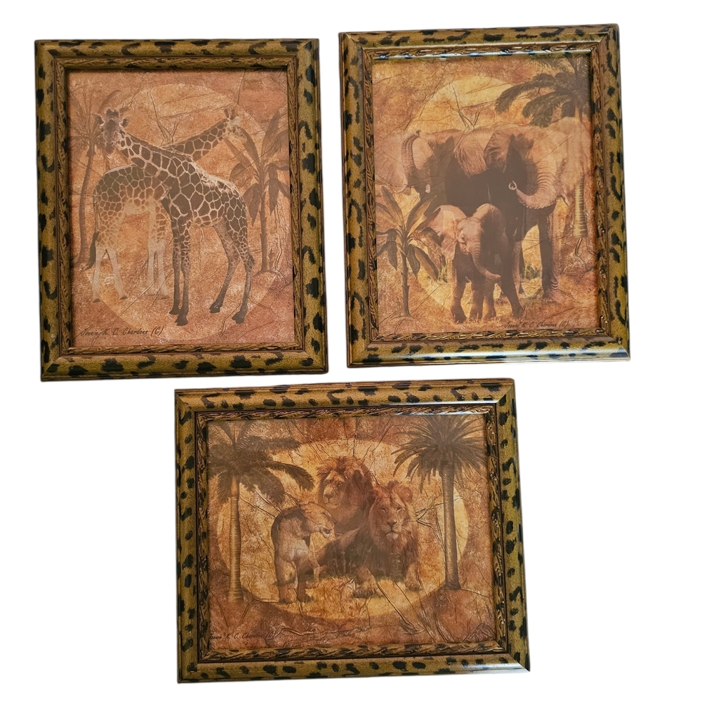 Animal Print Framed Wall Art Set of 3 giraffe, elephants, lions safari Great Con
